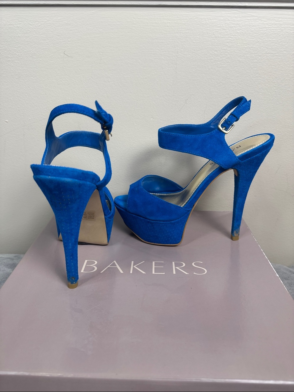 Bakers “Kay” Turquoise Suede Platform Heels - Size 7 - Picture 7 of 12